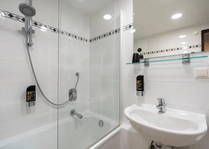 Hotel Enziana 3*